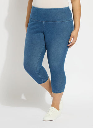 Denim Capri (Plus Size, 21.5" Inseam)