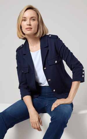 Veronica Ponte Crop Blazer